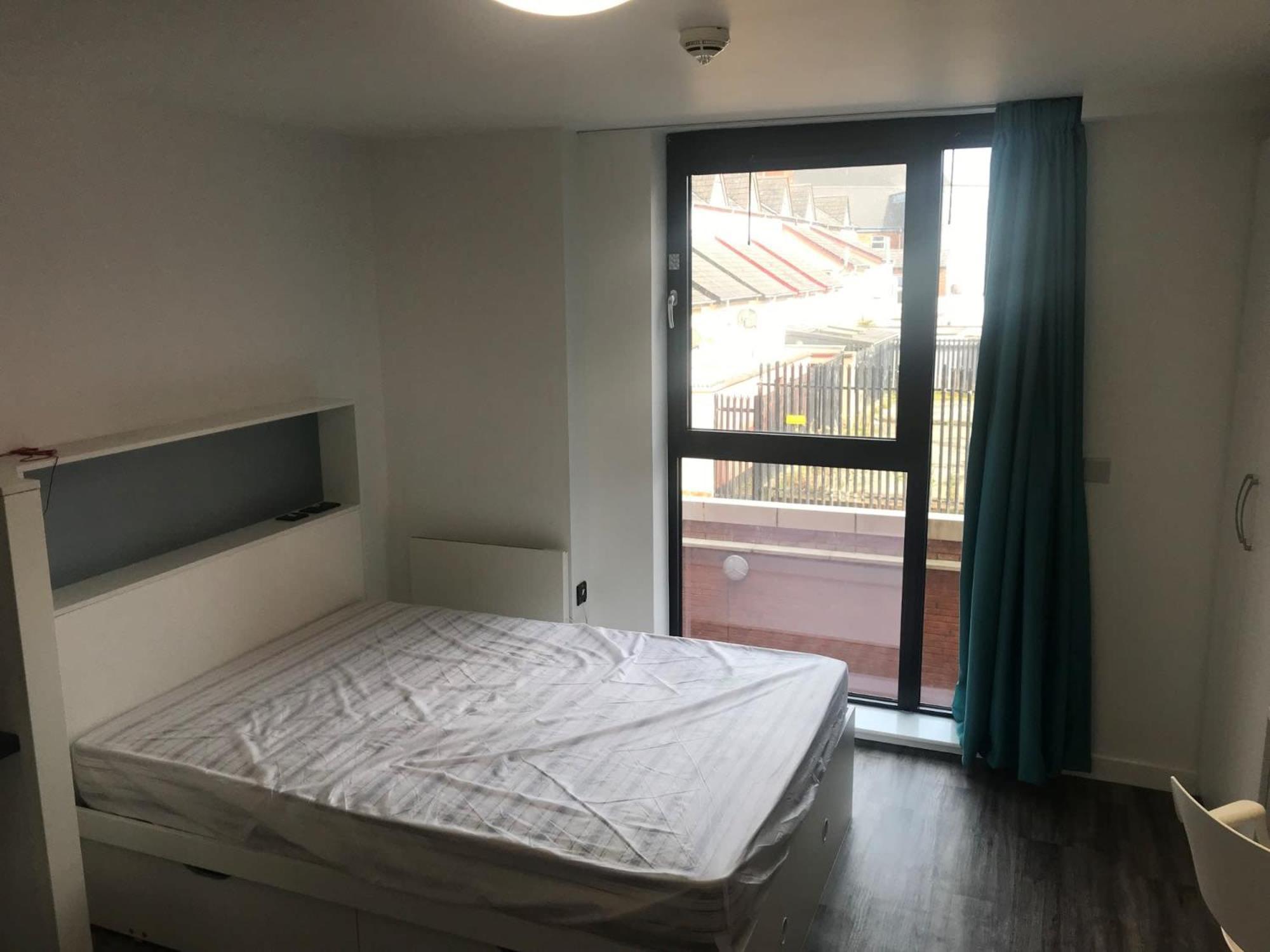 Exclusive For Students - Modern In * Belfast