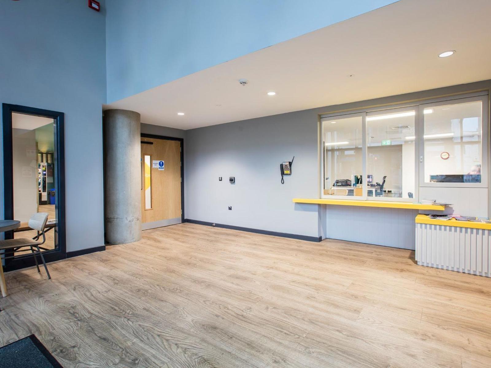 Apartment Exclusive For Students - Modern In